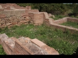 08410 ostia - regio v - insula iii - domus del pozzo (v,iii,3) - bli in raum (9) - ri nordosten.jpg